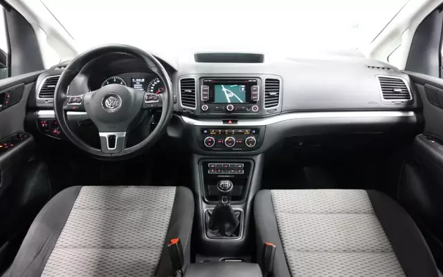 VOLKSWAGEN Sharan 2.0 TDI BlueMotion Technology Comfortline