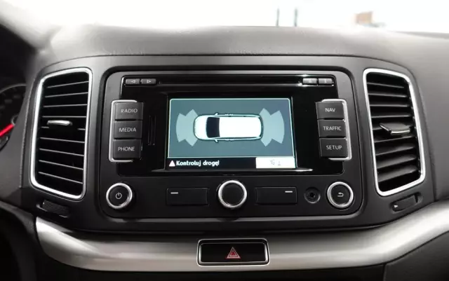 VOLKSWAGEN Sharan 2.0 TDI BlueMotion Technology Comfortline