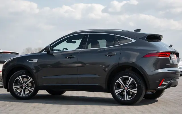 JAGUAR E-Pace D200 AWD R-Dynamic SE