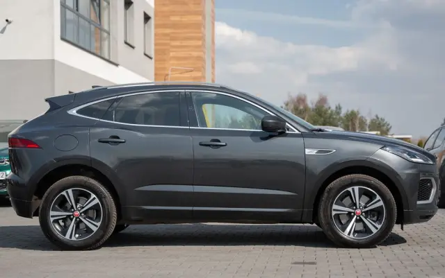 JAGUAR E-Pace D200 AWD R-Dynamic SE