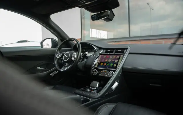 JAGUAR E-Pace D200 AWD R-Dynamic SE