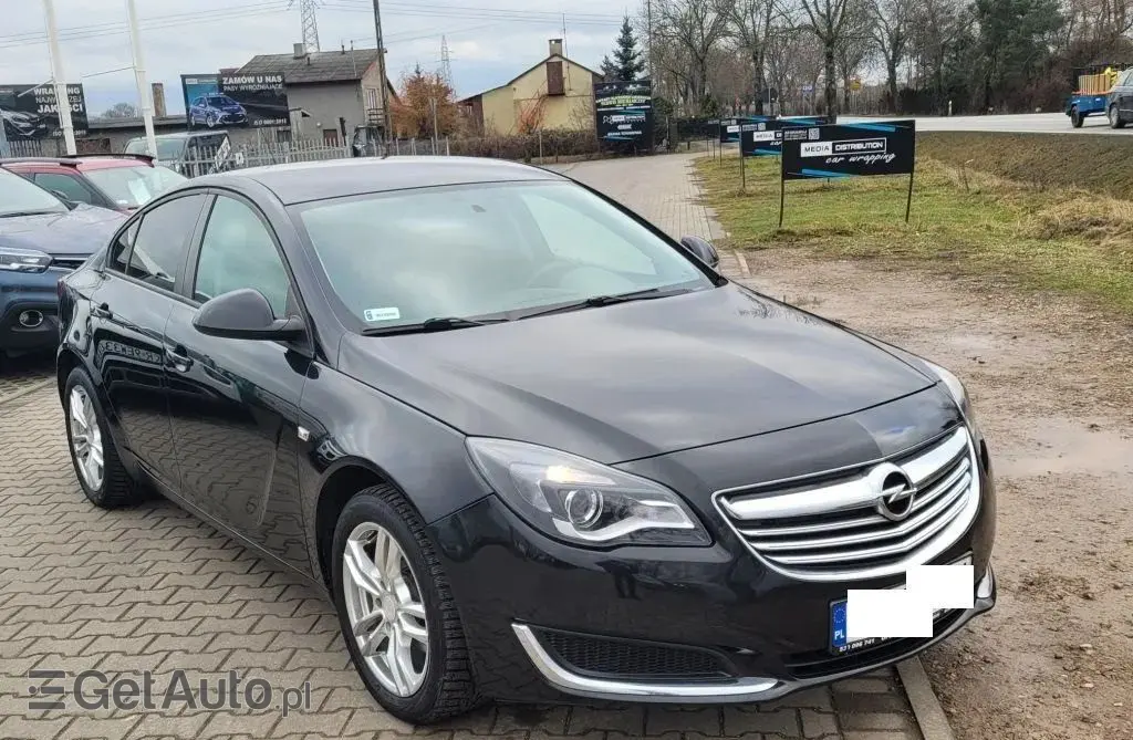 OPEL Insignia 