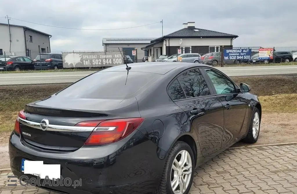 OPEL Insignia 
