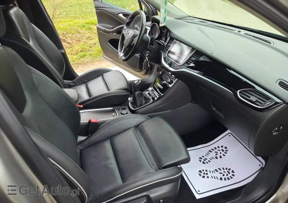 OPEL Astra 1.4 Turbo 120 Jahre