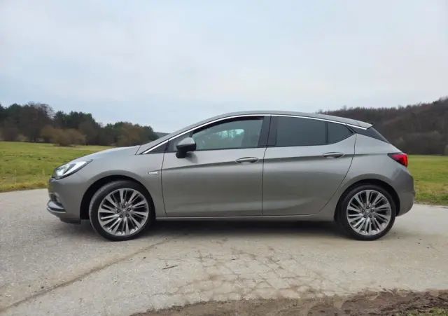 OPEL Astra 1.4 Turbo 120 Jahre