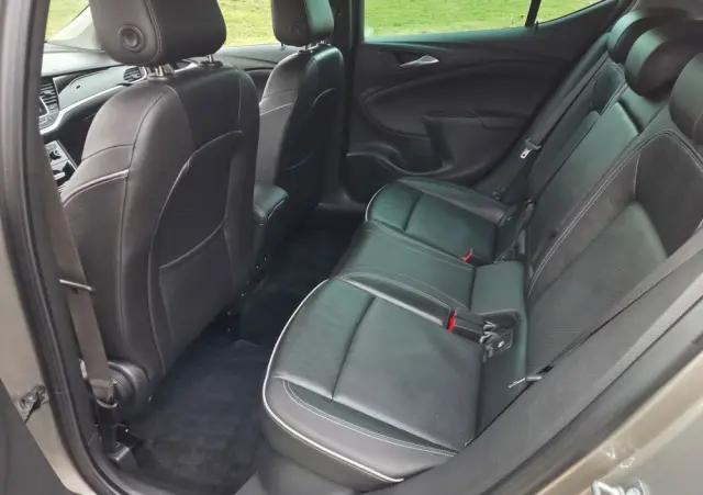 OPEL Astra 1.4 Turbo 120 Jahre