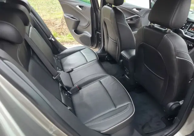 OPEL Astra 1.4 Turbo 120 Jahre