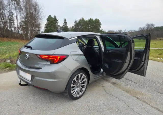 OPEL Astra 1.4 Turbo 120 Jahre