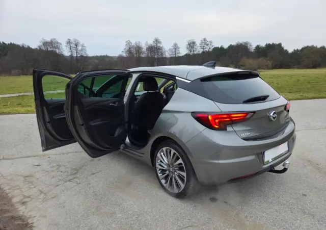 OPEL Astra 1.4 Turbo 120 Jahre