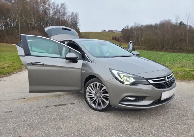 OPEL Astra 1.4 Turbo 120 Jahre