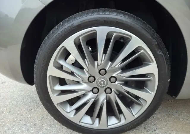 OPEL Astra 1.4 Turbo 120 Jahre