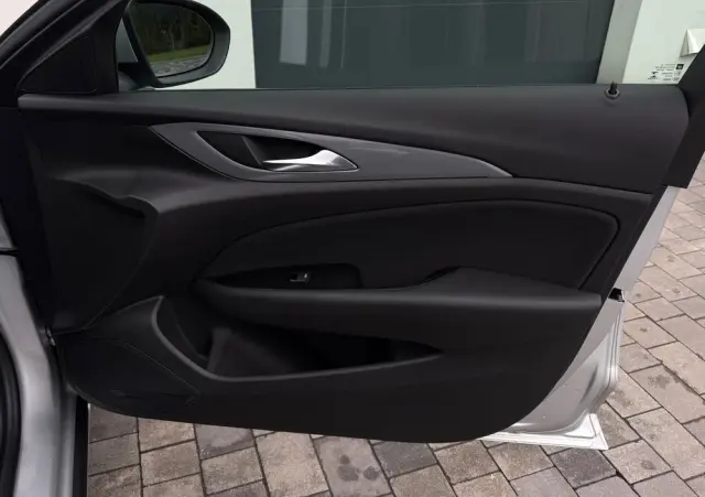 OPEL Insignia 1.6 CDTI Edition S&S