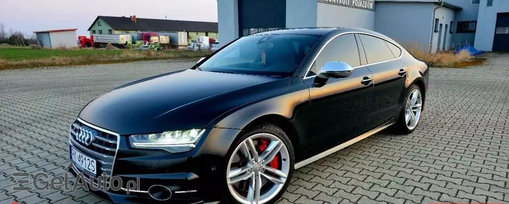AUDI S7 