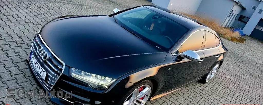AUDI S7 