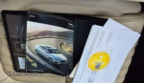 JAGUAR XF 