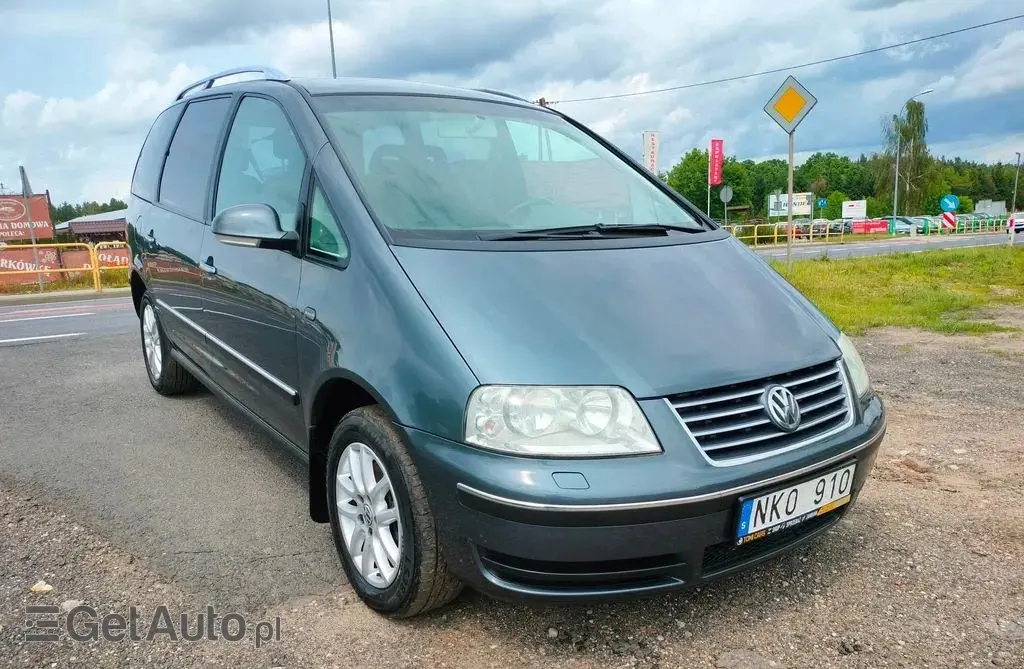VOLKSWAGEN Sharan 