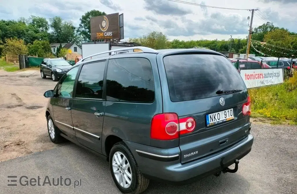 VOLKSWAGEN Sharan 