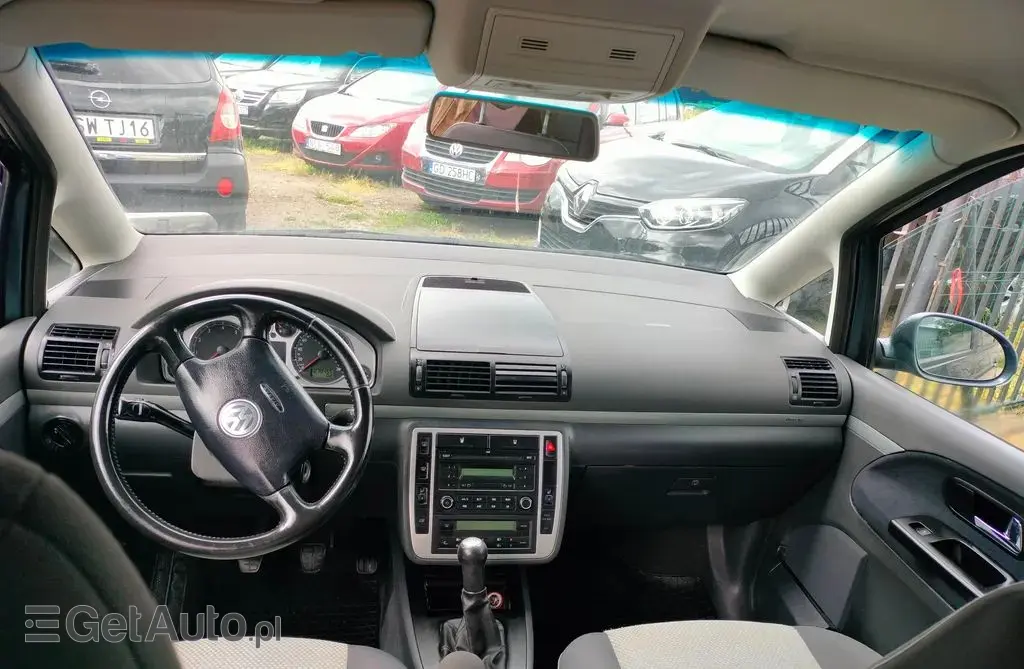 VOLKSWAGEN Sharan 
