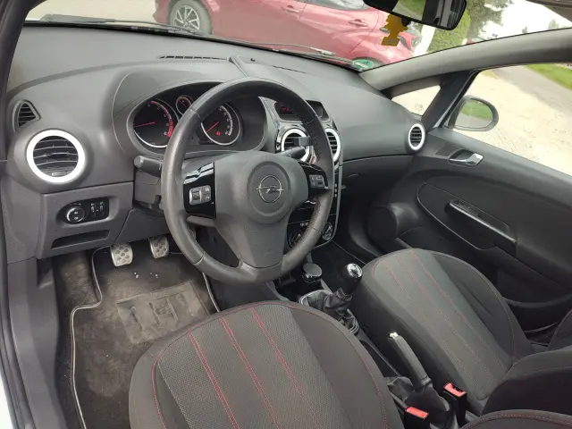 OPEL Corsa Enjoy