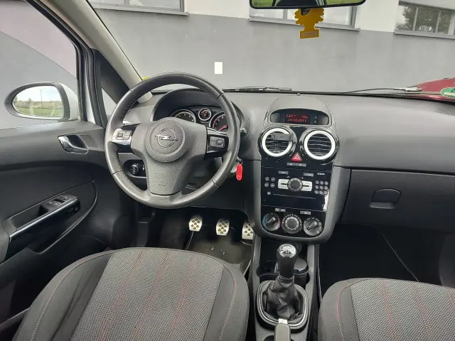 OPEL Corsa Enjoy