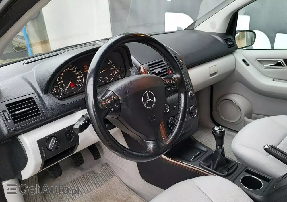 MERCEDES-BENZ Klasa A 