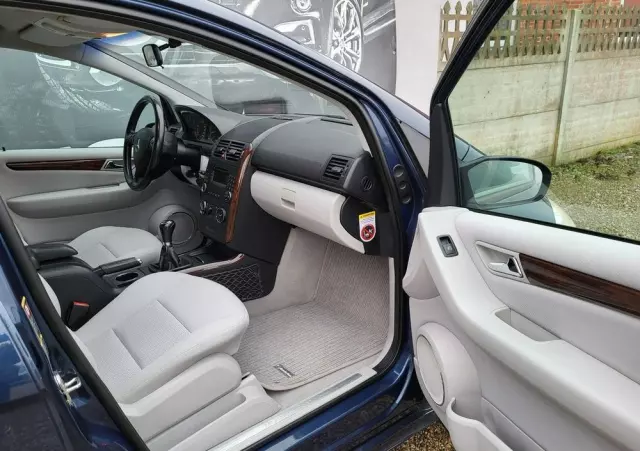 MERCEDES-BENZ Klasa A 