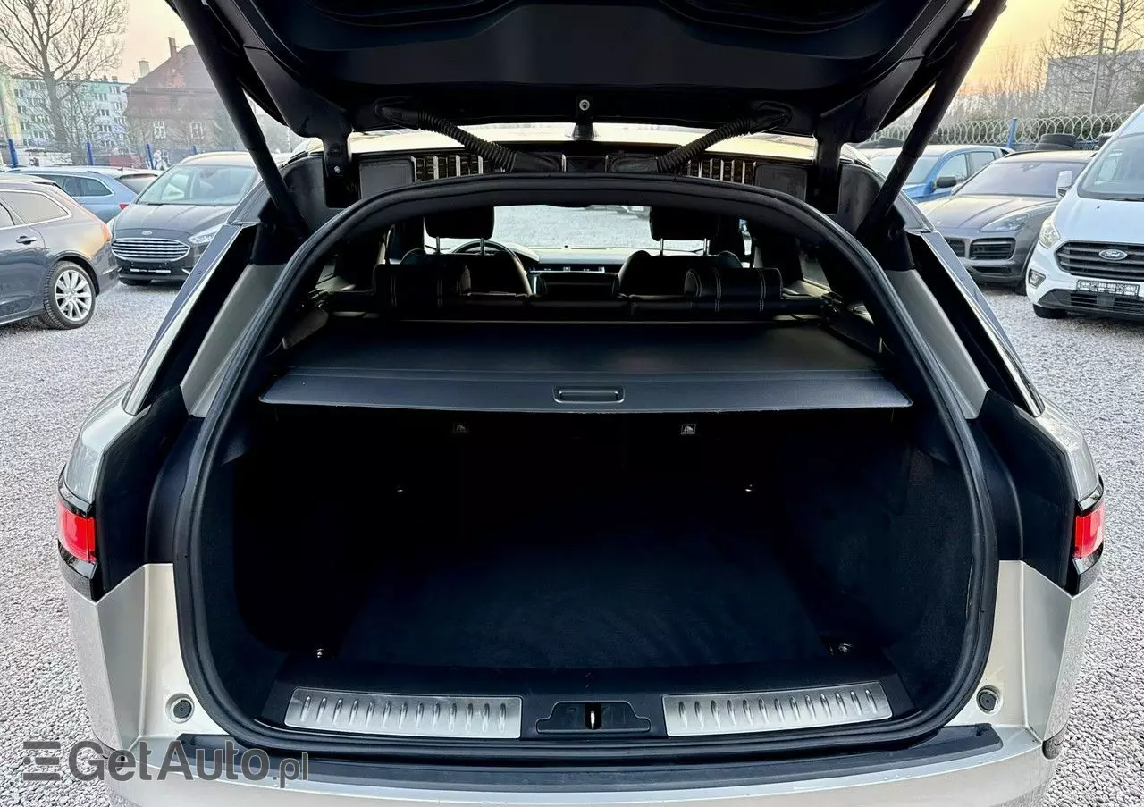 LAND ROVER Range Rover Velar 2.0 SD4 R-Dynamic HSE