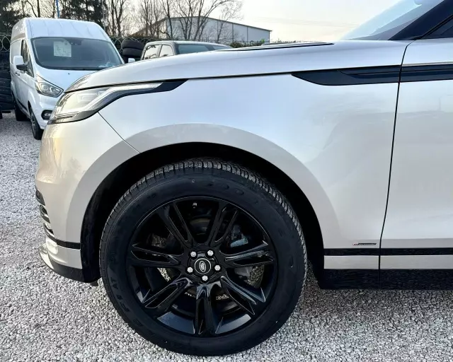 LAND ROVER Range Rover Velar 2.0 SD4 R-Dynamic HSE
