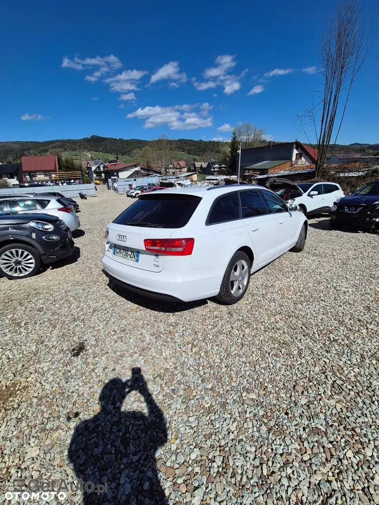 AUDI A6 