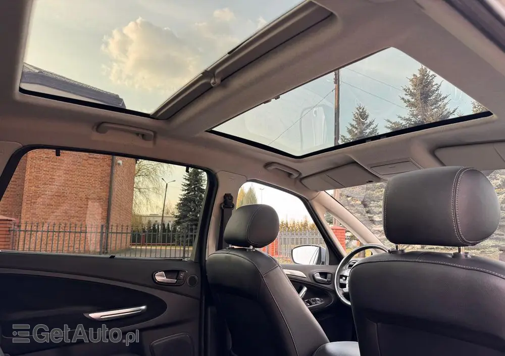 FORD S-Max 2.0 TDCi DPF Titanium