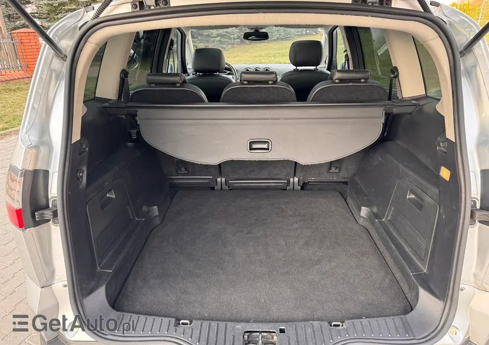 FORD S-Max 2.0 TDCi DPF Titanium