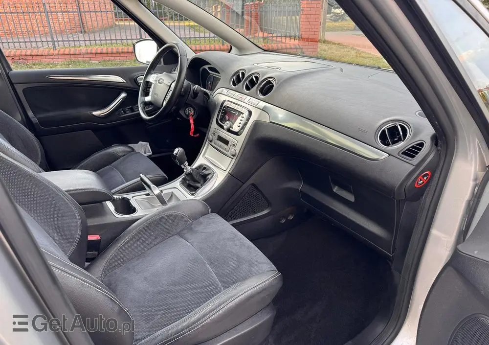 FORD S-Max 2.0 TDCi DPF Titanium