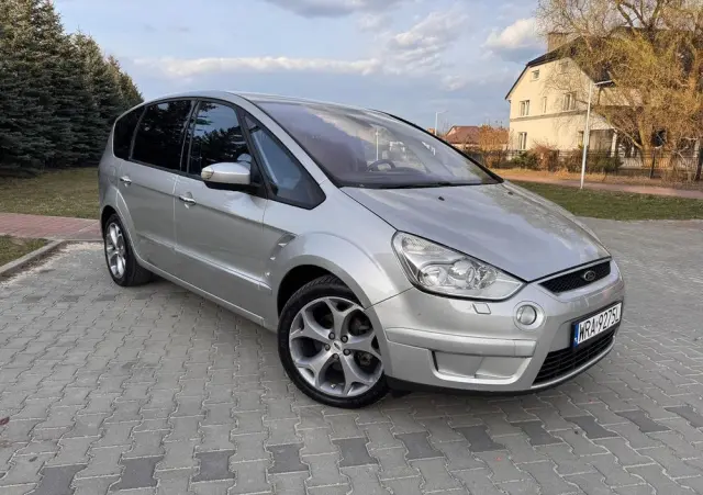 FORD S-Max 2.0 TDCi DPF Titanium
