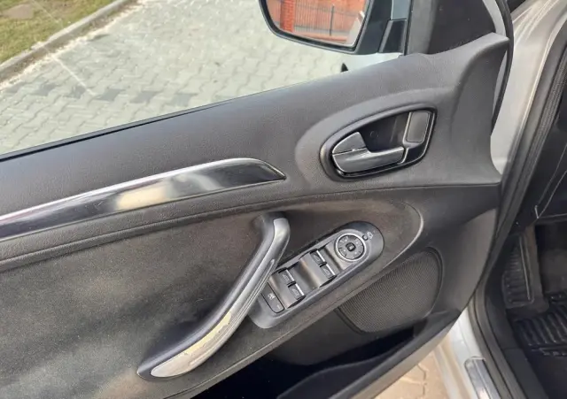 FORD S-Max 2.0 TDCi DPF Titanium