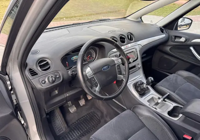 FORD S-Max 2.0 TDCi DPF Titanium