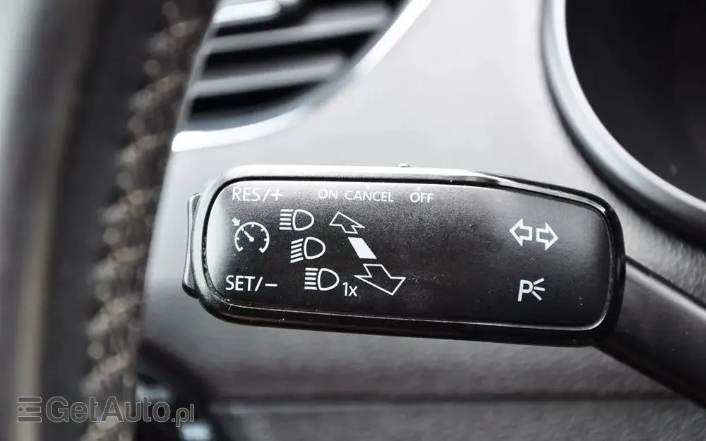 SKODA Octavia Combi 2.0 TDI 4x4 DSG Scout