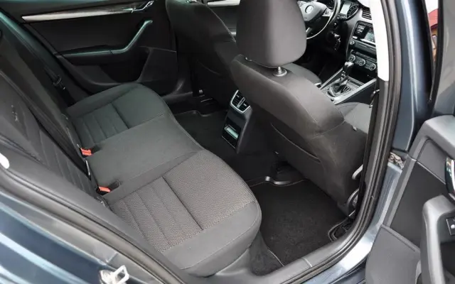 SKODA Octavia Combi 2.0 TDI 4x4 DSG Scout