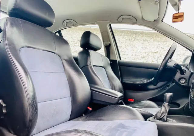 SEAT Leon 1.8 20V Signo