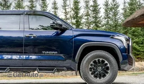 TOYOTA Tundra 