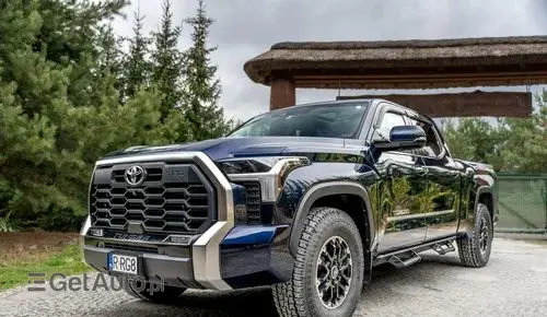 TOYOTA Tundra 