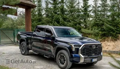 TOYOTA Tundra 