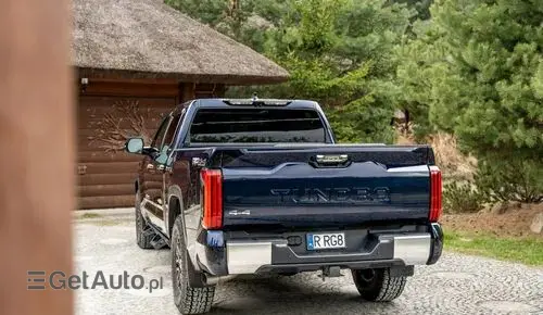 TOYOTA Tundra 