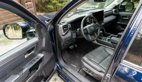 TOYOTA Tundra 