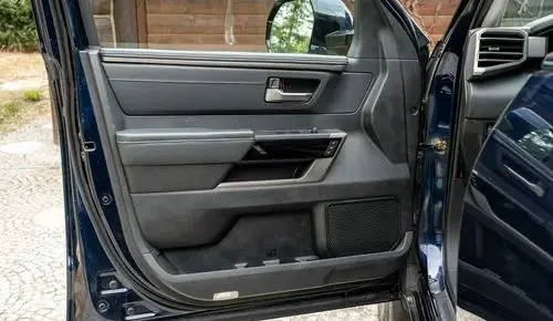 TOYOTA Tundra 