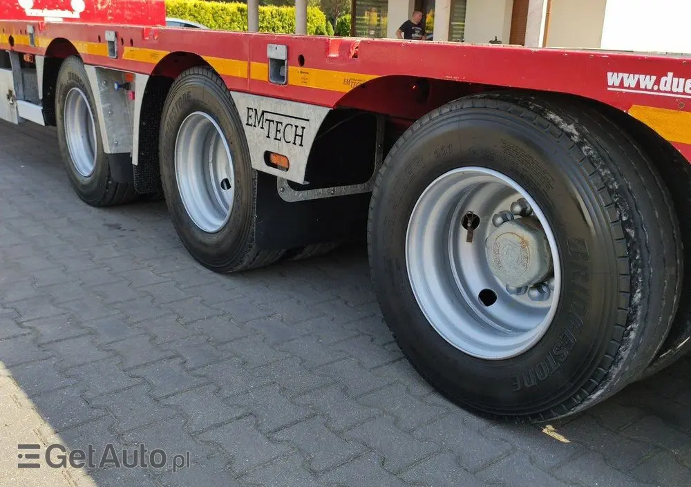 EMTECH Ład-33.3 tony 3osie Tylna oś skrętna Przednia Podnoszona 