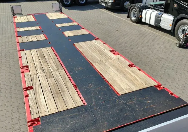 EMTECH Ład-33.3 tony 3osie Tylna oś skrętna Przednia Podnoszona 