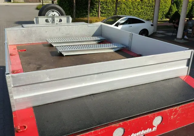 EMTECH Ład-33.3 tony 3osie Tylna oś skrętna Przednia Podnoszona 