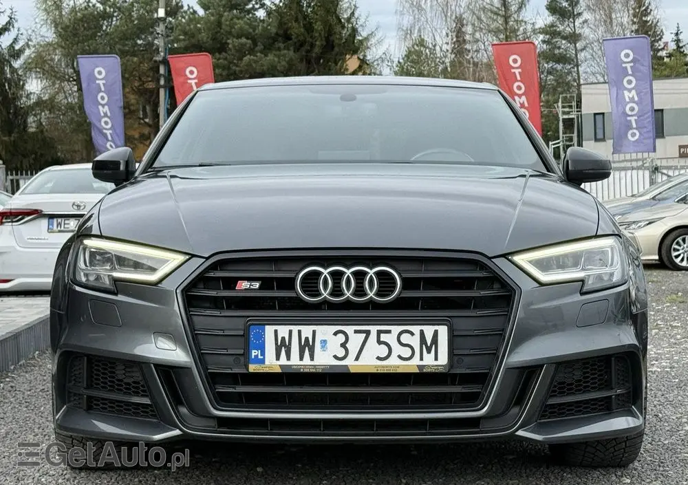 AUDI S3 