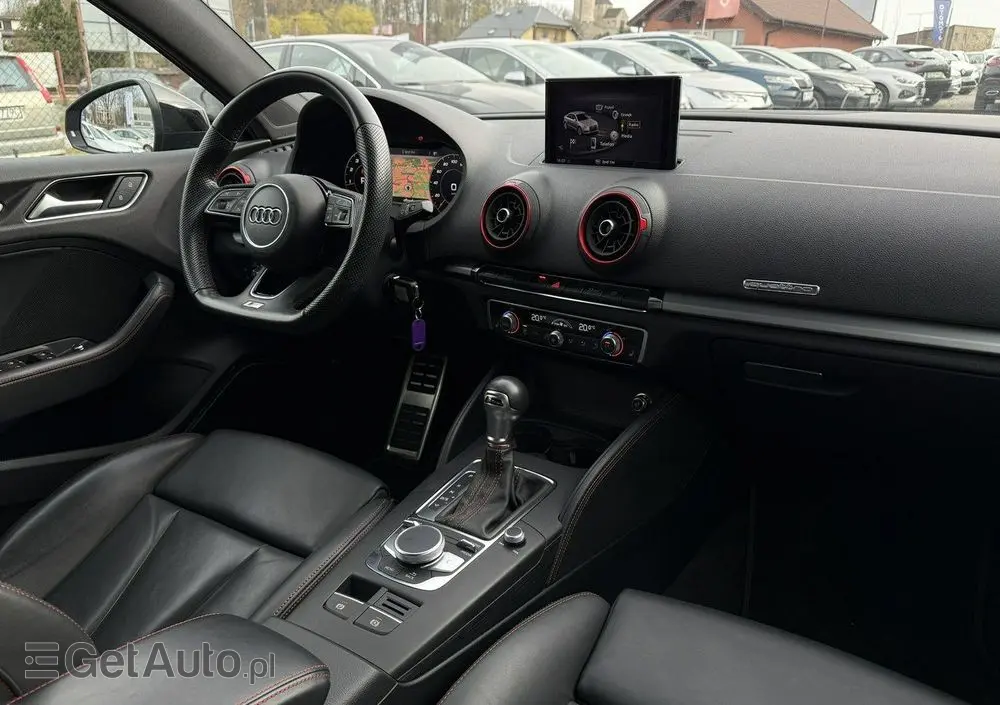 AUDI S3 