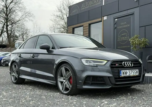 AUDI S3 